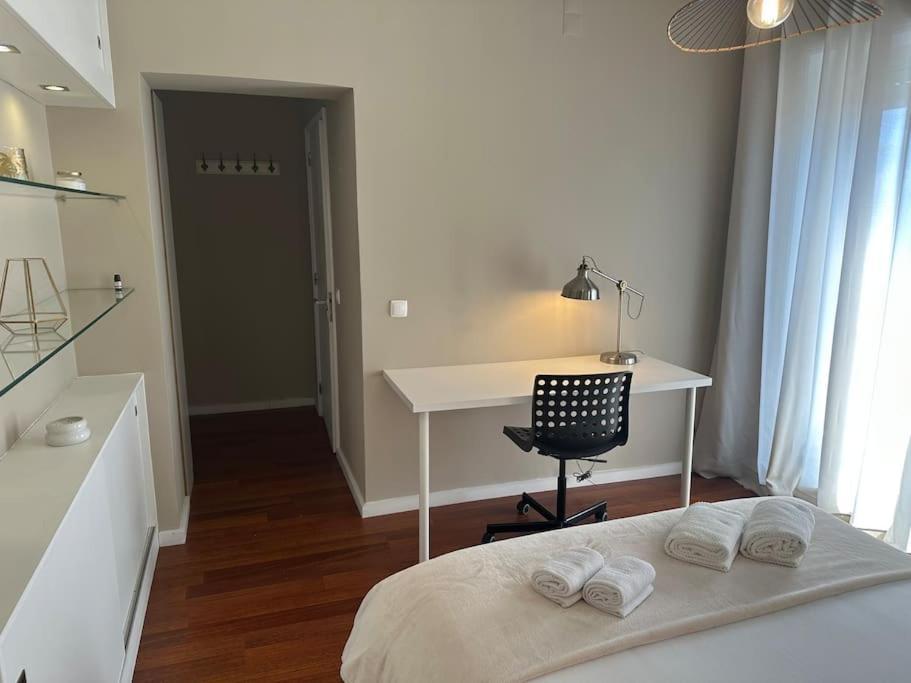 Renovado Com Ac, 2 Wc Completos, Terraco E Garagem Apartamento Porto Exterior foto